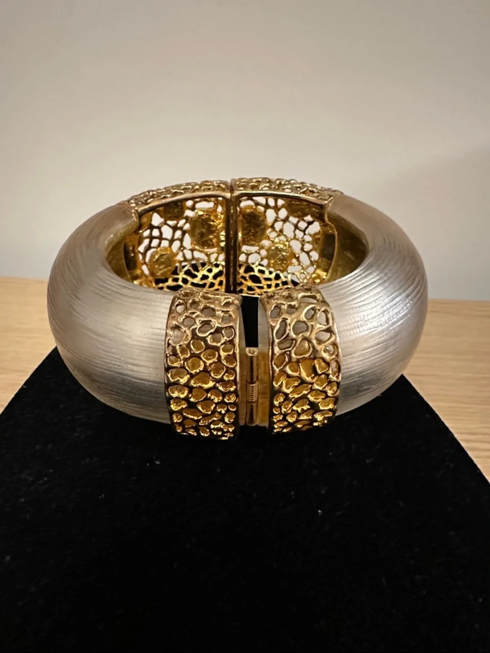 Alexis Bittar White Lucite Gold-Tone Bracelet with Turquoise Accents - Picture 4 of 7